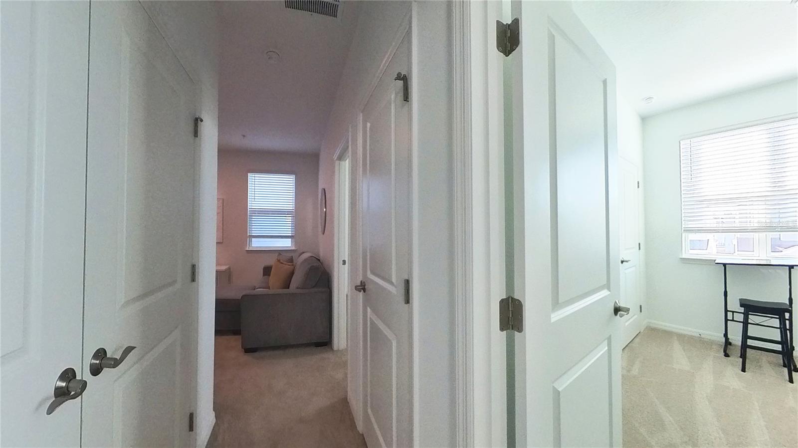 Image 27 of 32 For 554 Orient Avenue