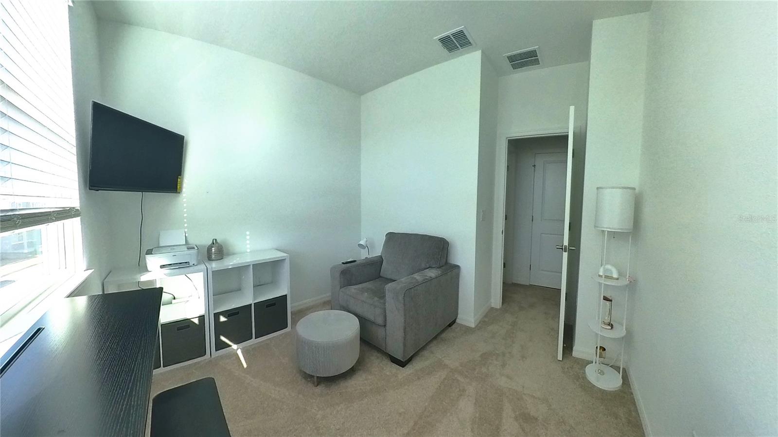 Image 29 of 32 For 554 Orient Avenue