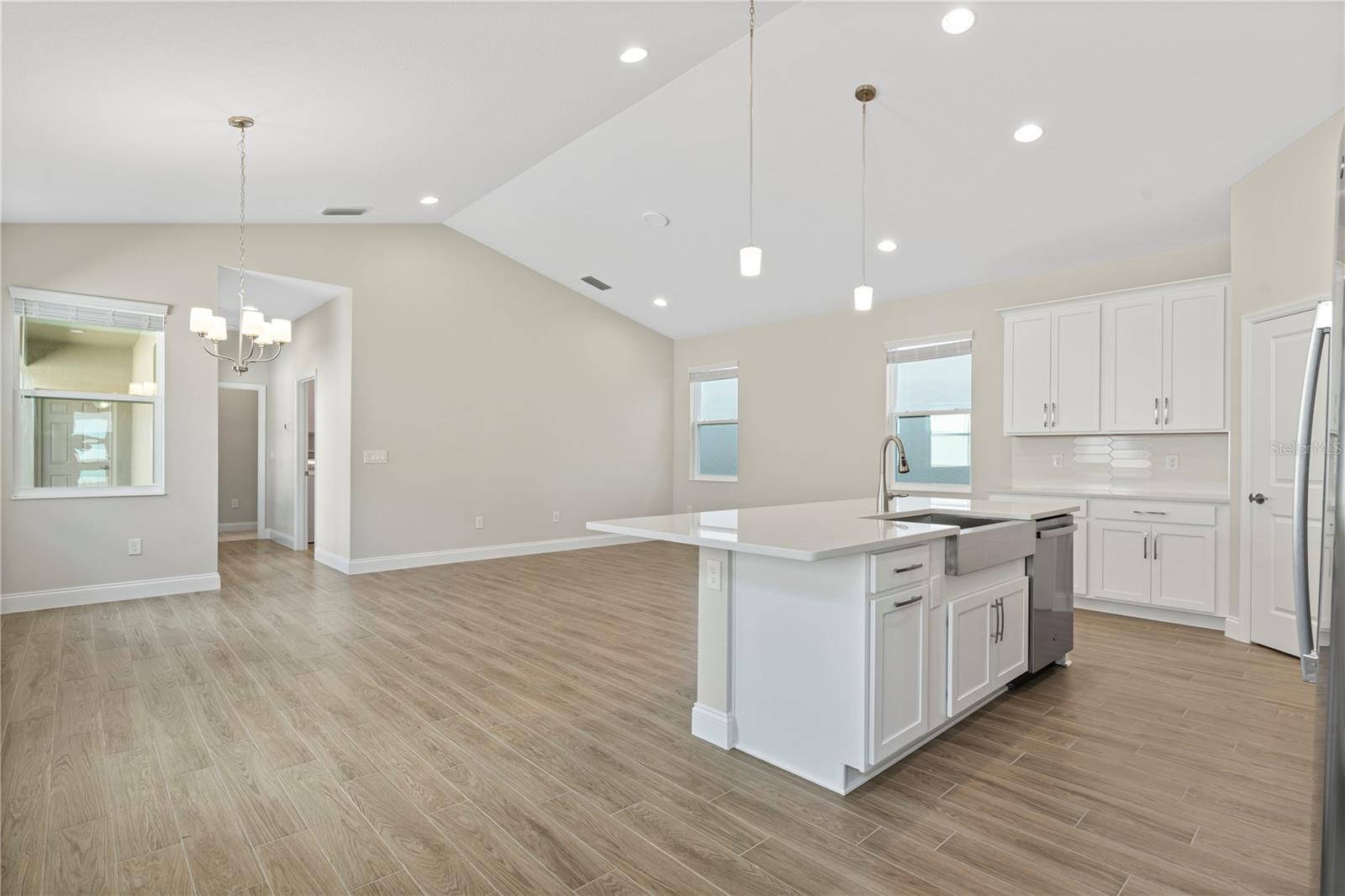 Image 12 of 30 For 12144 Stoneleigh Alley