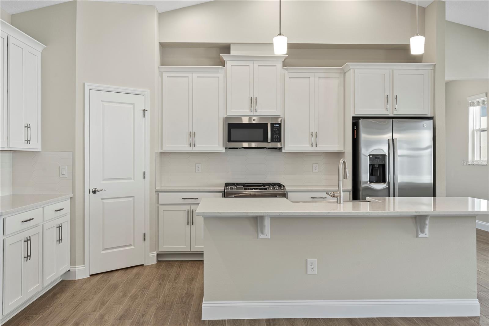 Image 15 of 30 For 12144 Stoneleigh Alley