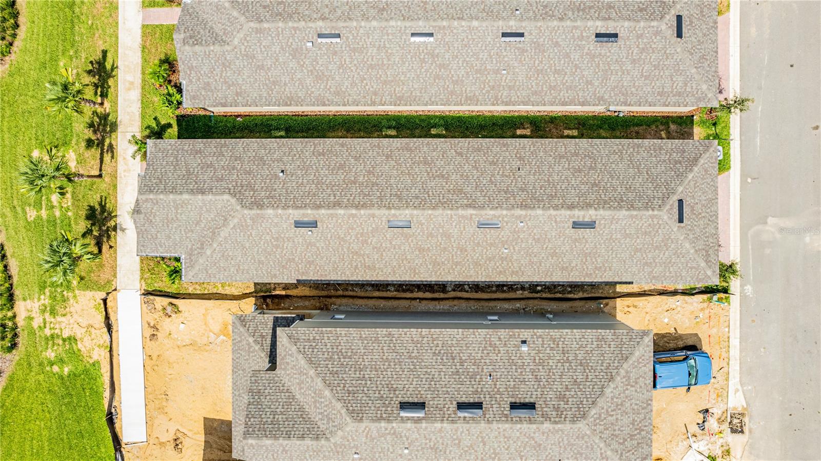 Image 25 of 30 For 12144 Stoneleigh Alley