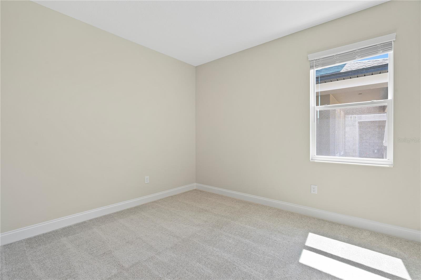 Image 9 of 30 For 12144 Stoneleigh Alley