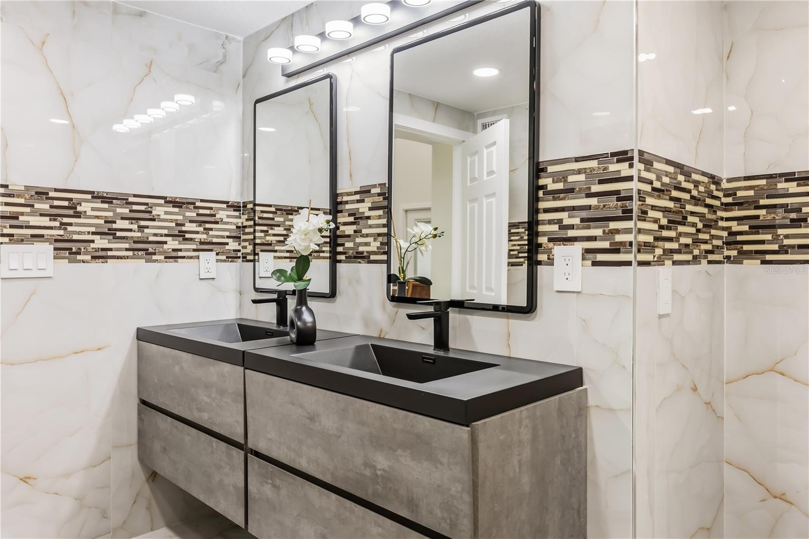 Image 22 of 47 For 4 Chase Road