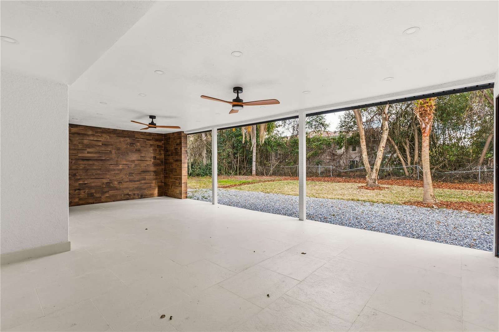 Image 41 of 47 For 4 Chase Road