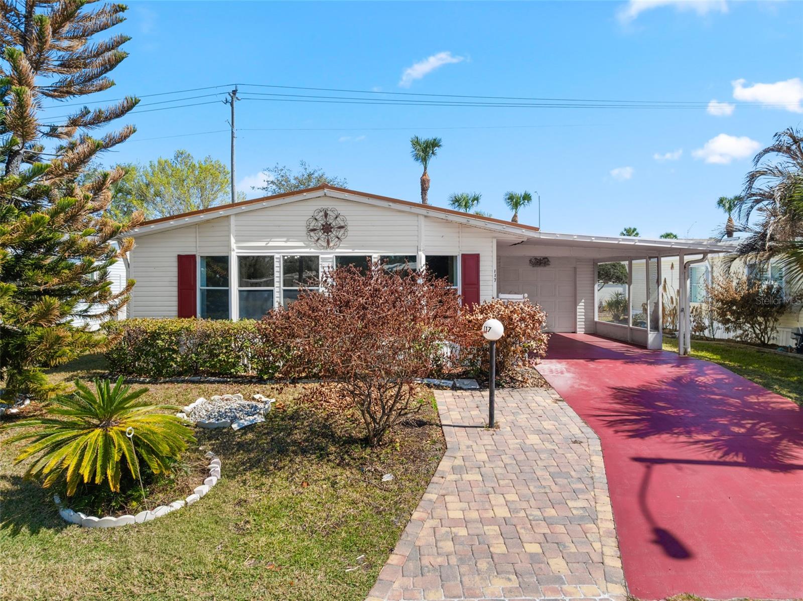 Image 2 of 43 For 117 Woodsmill Boulevard 45