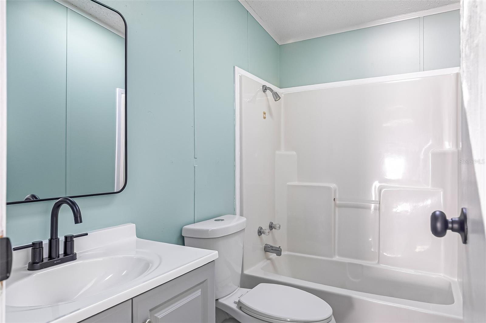 Image 30 of 43 For 117 Woodsmill Boulevard 45