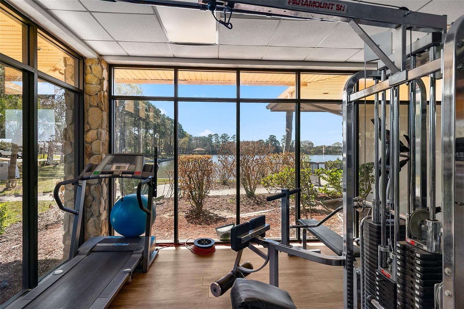 Image 41 of 43 For 117 Woodsmill Boulevard 45