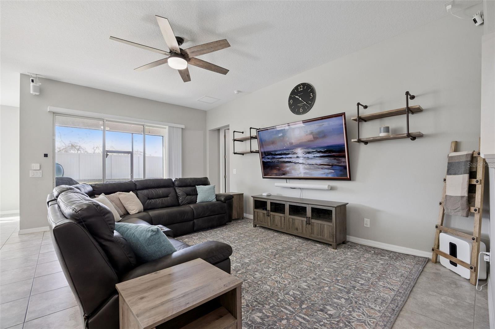 Image 13 of 47 For 1096 Alder Tree Drive