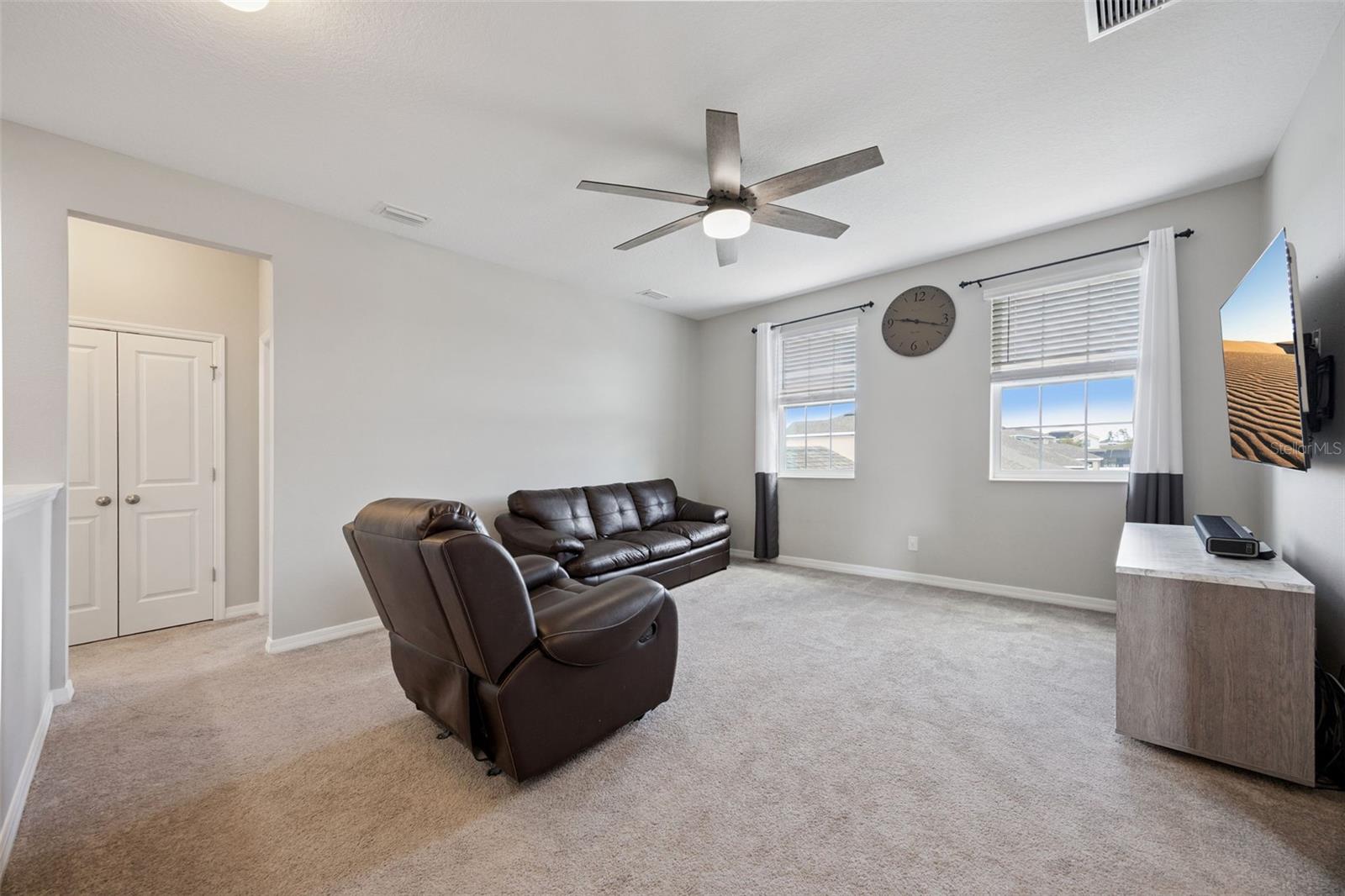 Image 22 of 47 For 1096 Alder Tree Drive