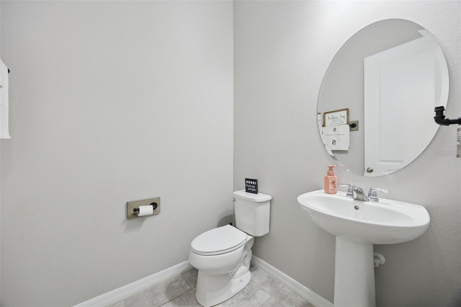 Image 32 of 47 For 1096 Alder Tree Drive