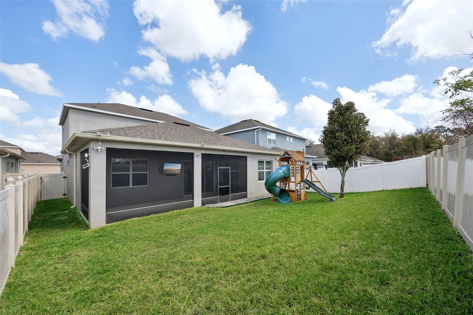 Image 36 of 47 For 1096 Alder Tree Drive