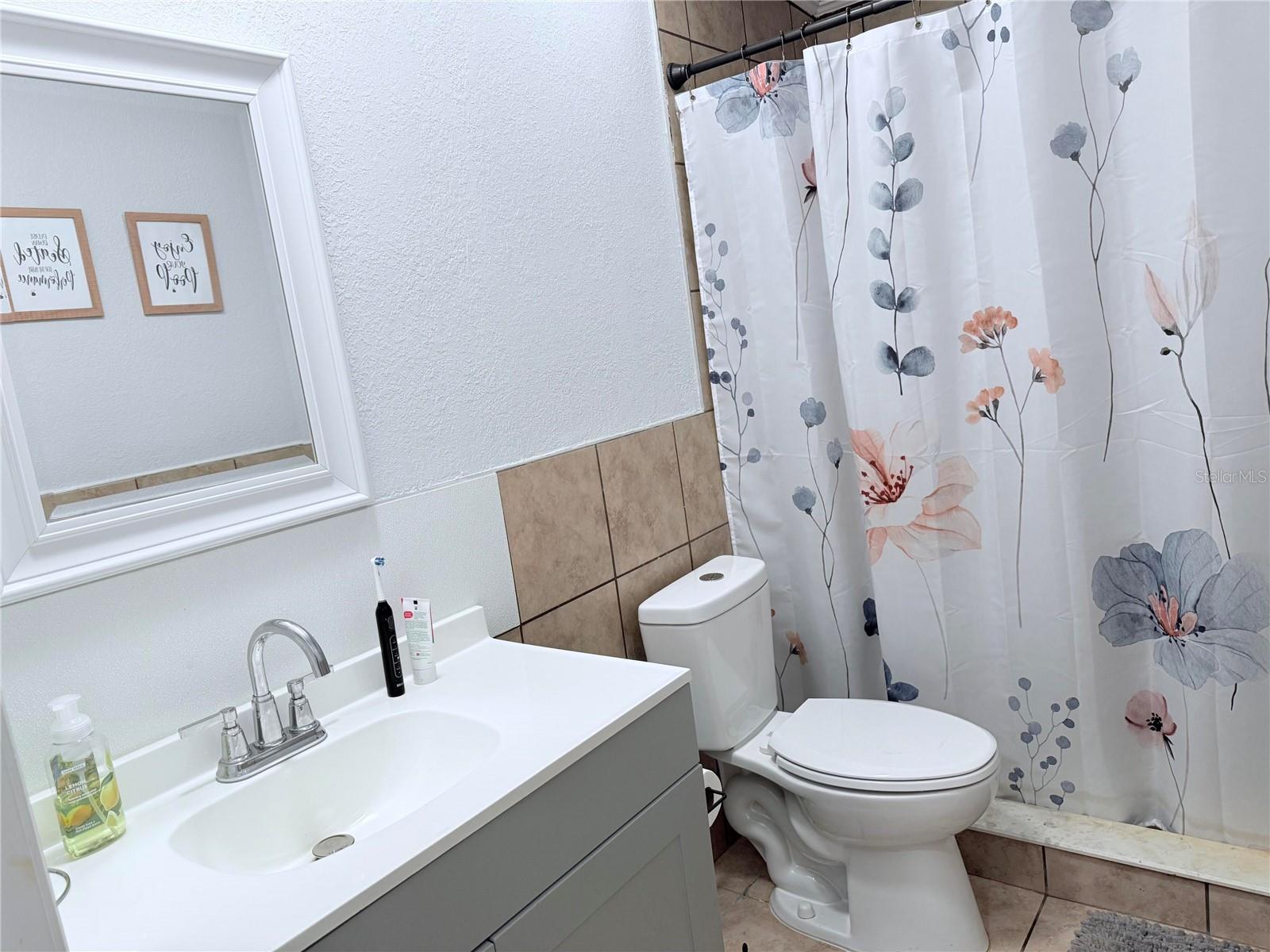 Image 24 of 25 For 900 Racoon Trail