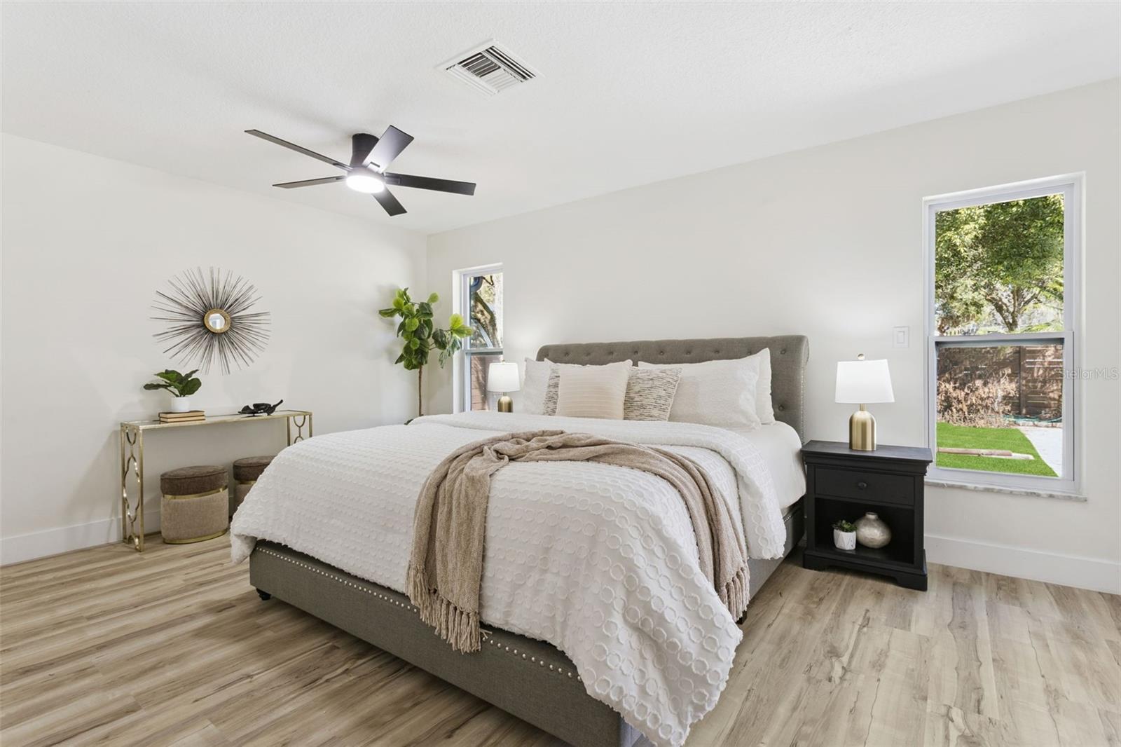 Image 13 of 37 For 407 Forest Road