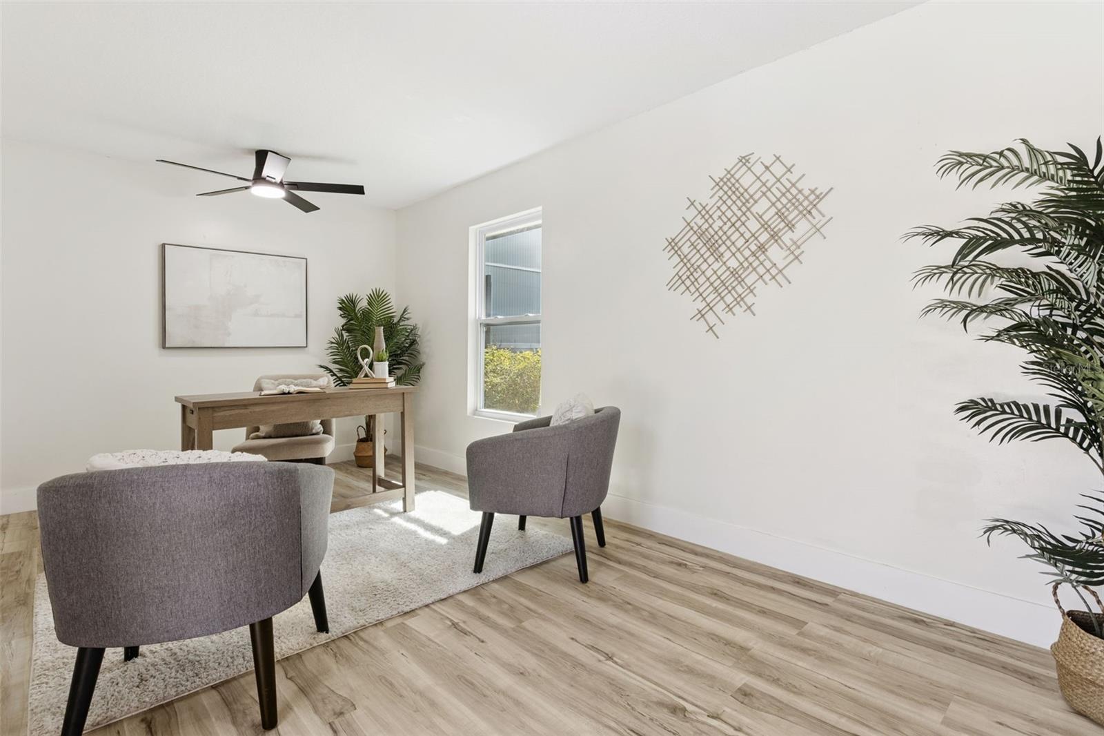 Image 21 of 37 For 407 Forest Road