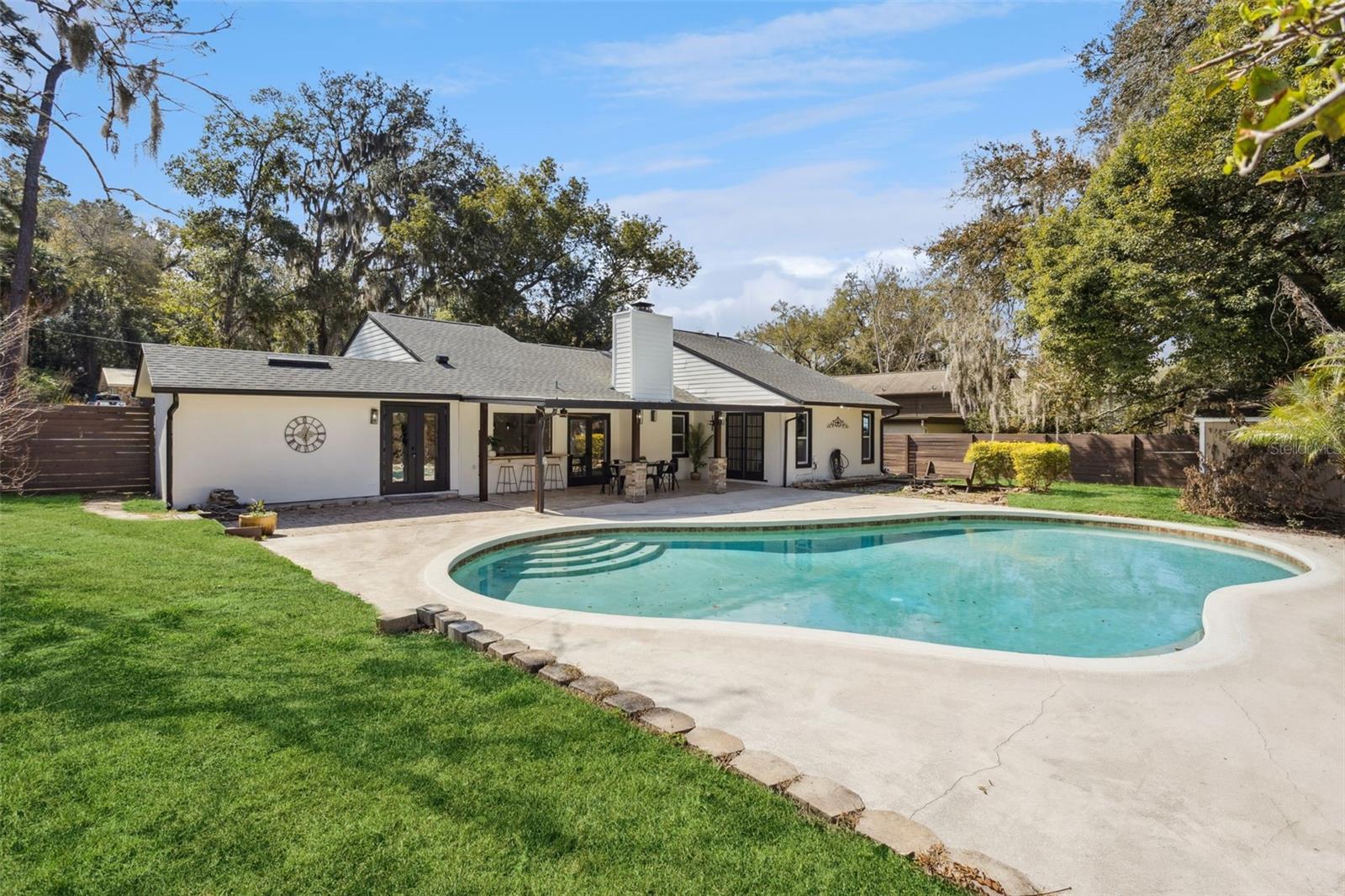 Image 26 of 37 For 407 Forest Road