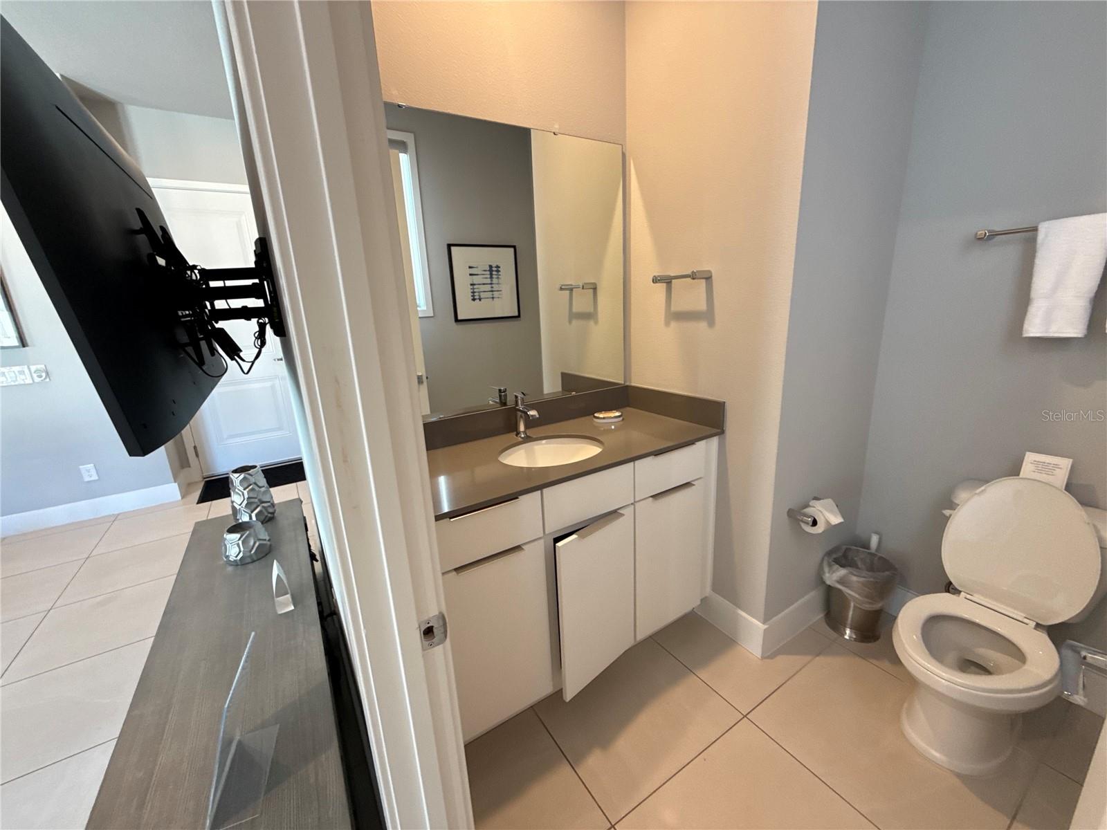 Image 10 of 36 For 7740 Sandy Ridge Drive 120