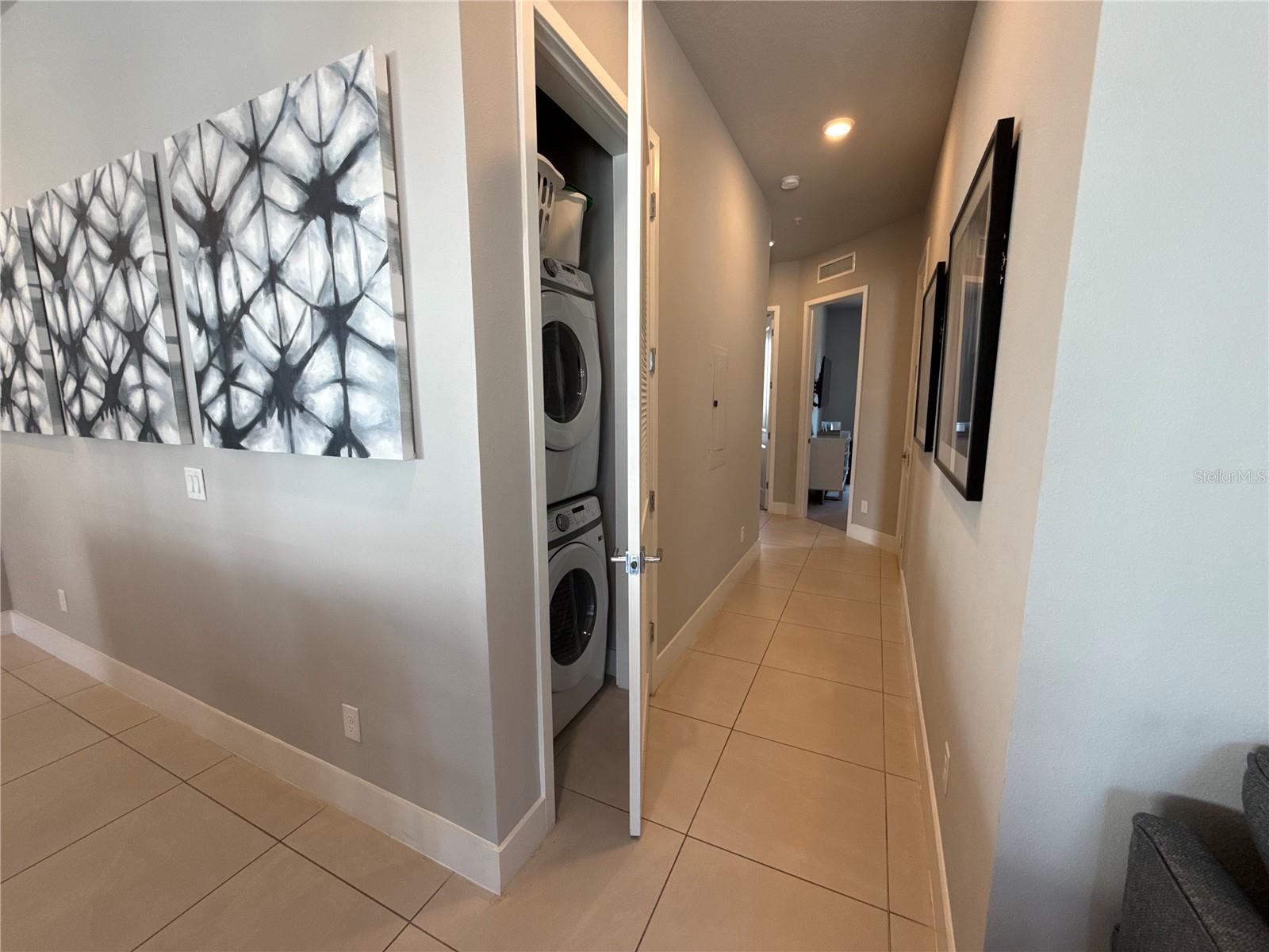 Image 12 of 36 For 7740 Sandy Ridge Drive 120