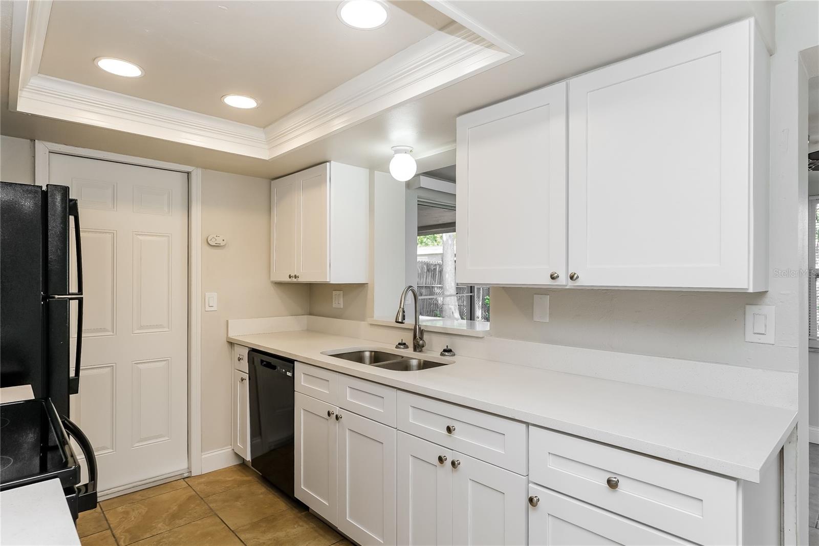 Image 6 of 16 For 7625 Ilex Drive