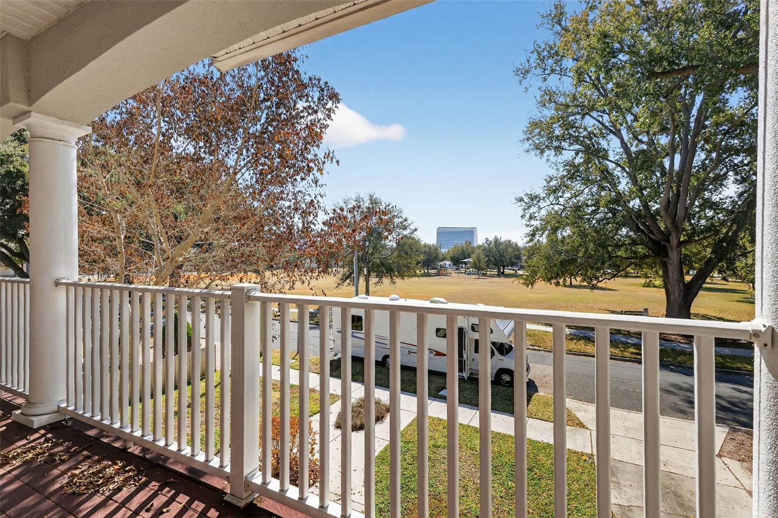 Image 25 of 66 For 111 Steele Street