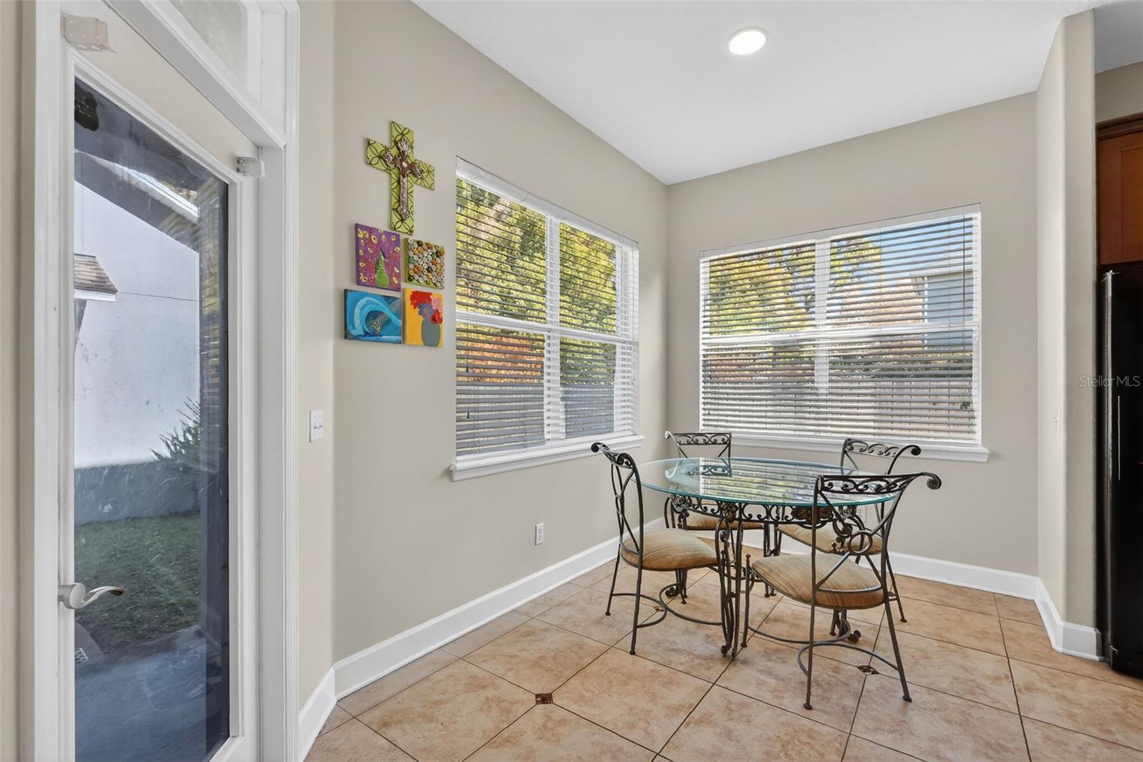 Image 40 of 66 For 111 Steele Street