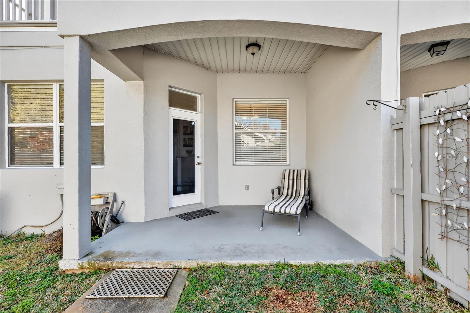 Image 45 of 66 For 111 Steele Street