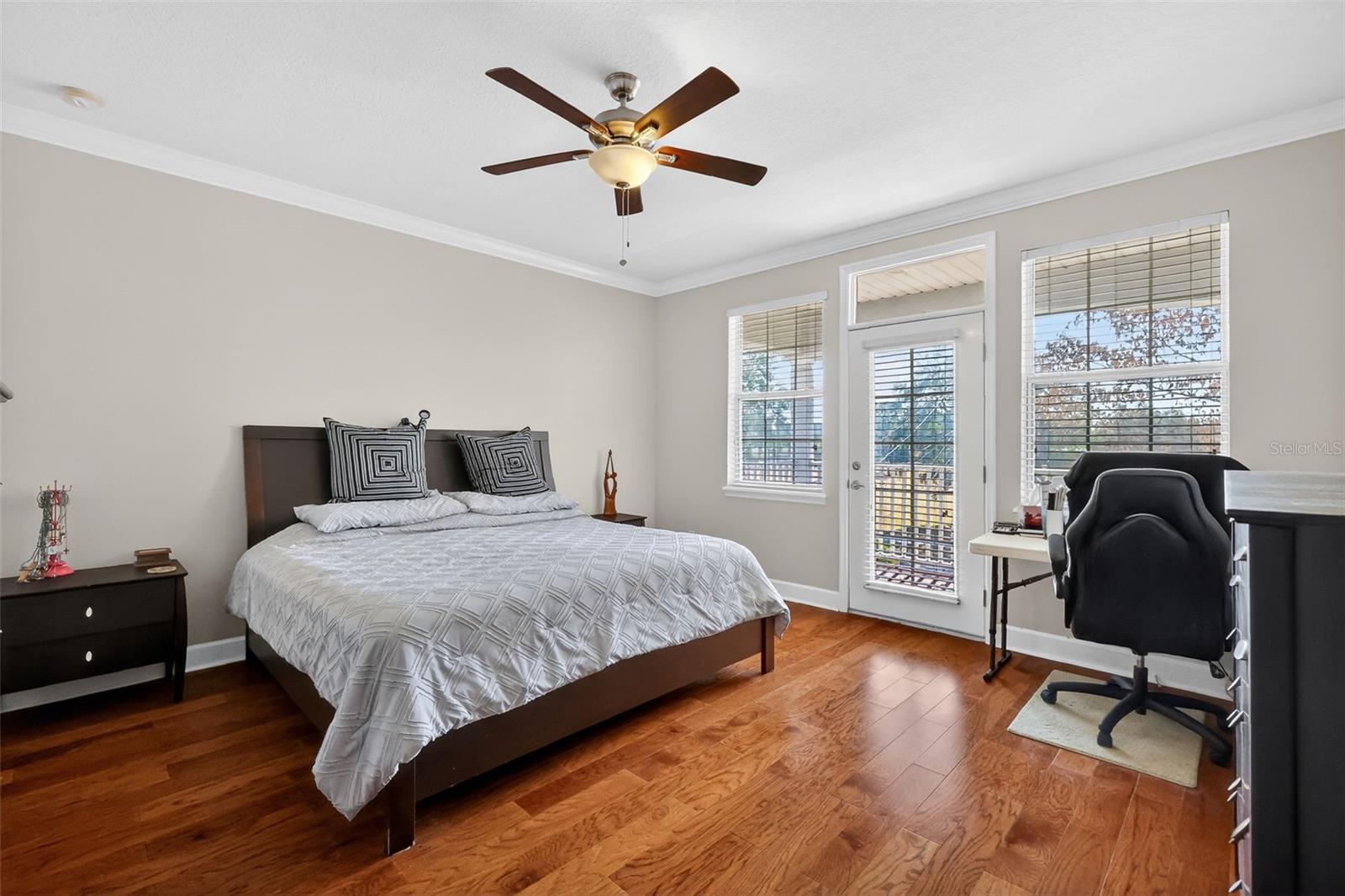 Image 52 of 66 For 111 Steele Street