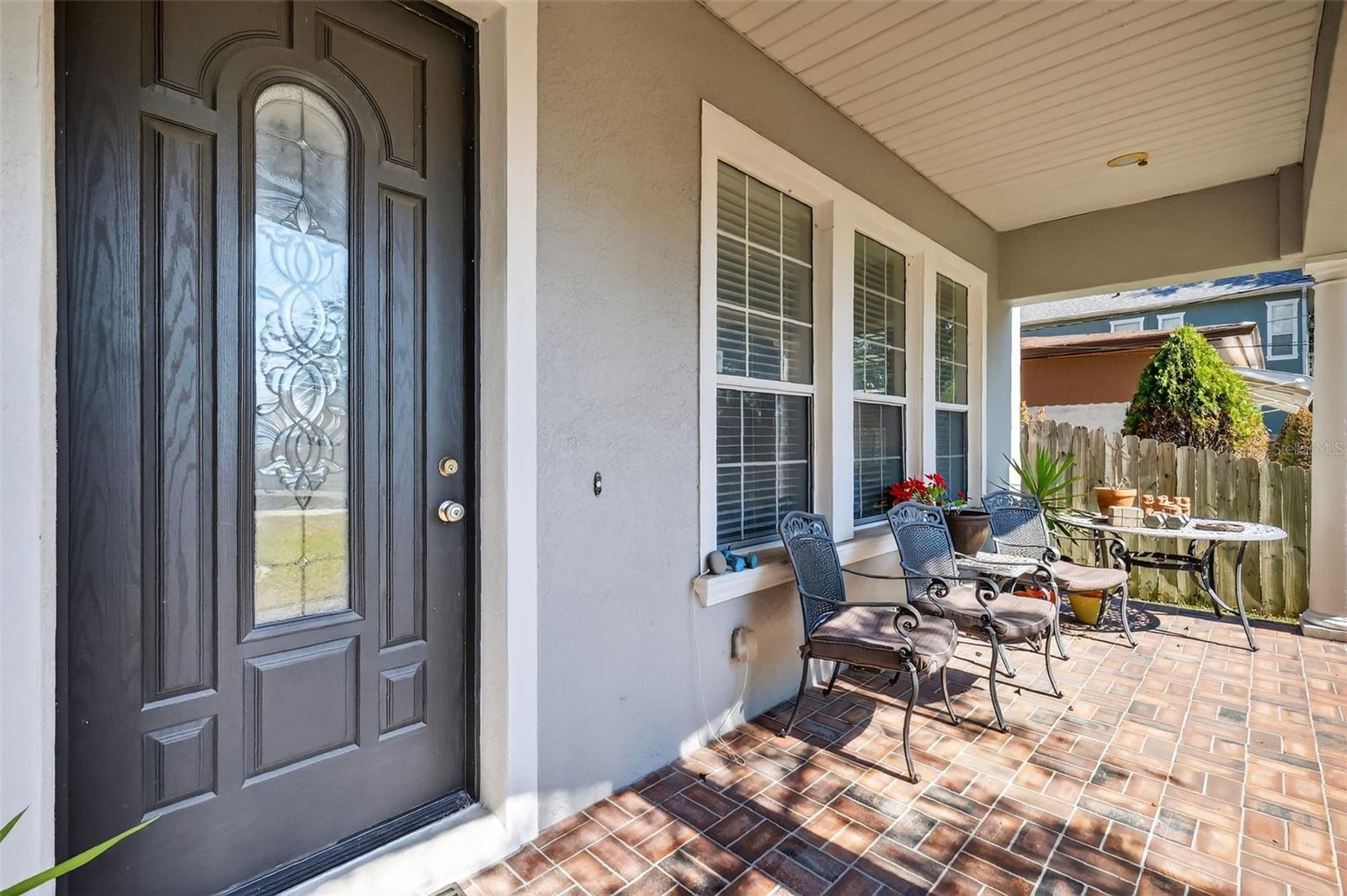 Image 8 of 66 For 111 Steele Street