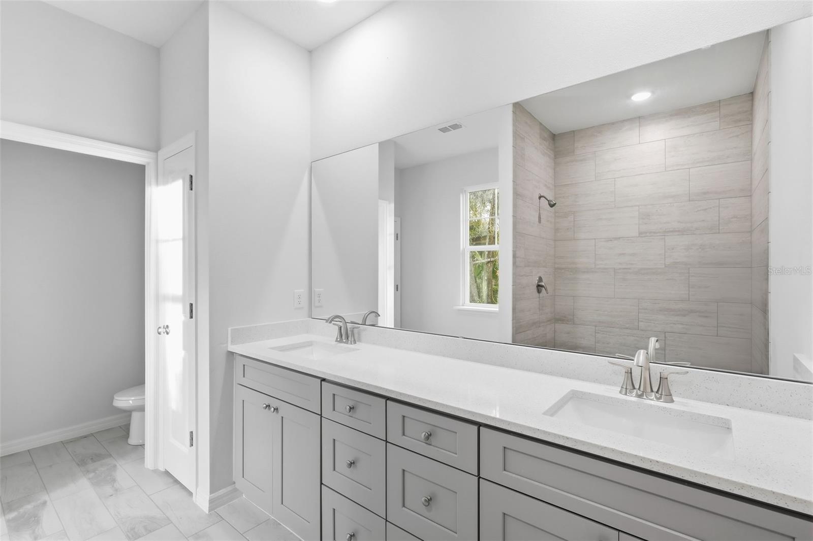 Image 27 of 54 For 808 Campello Street