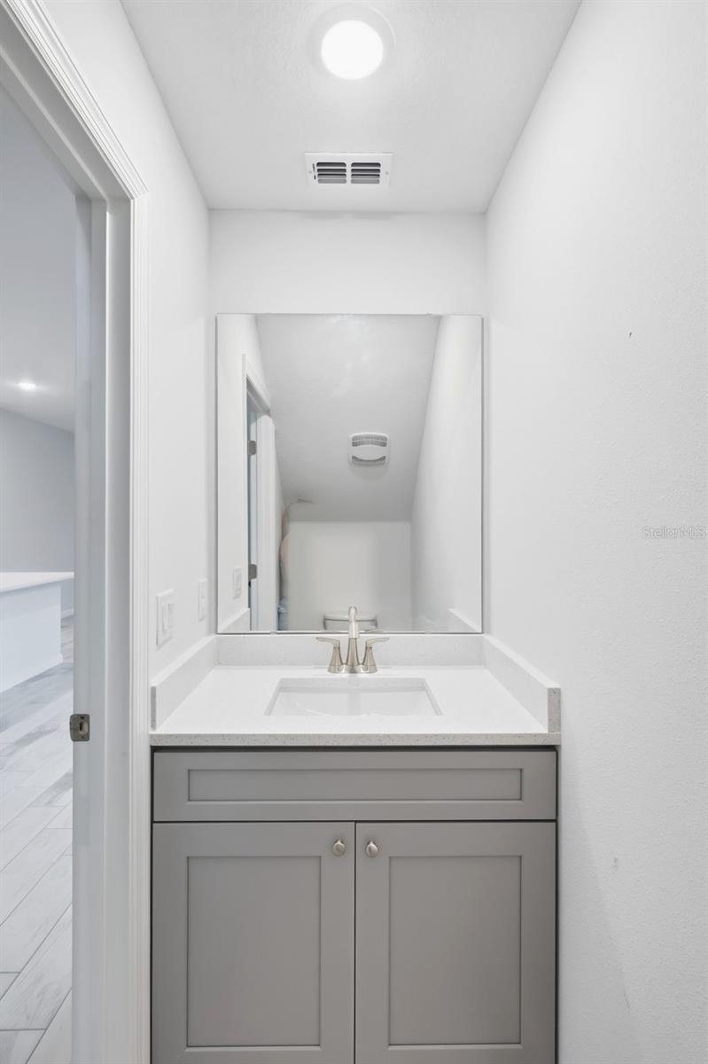 Image 29 of 54 For 808 Campello Street