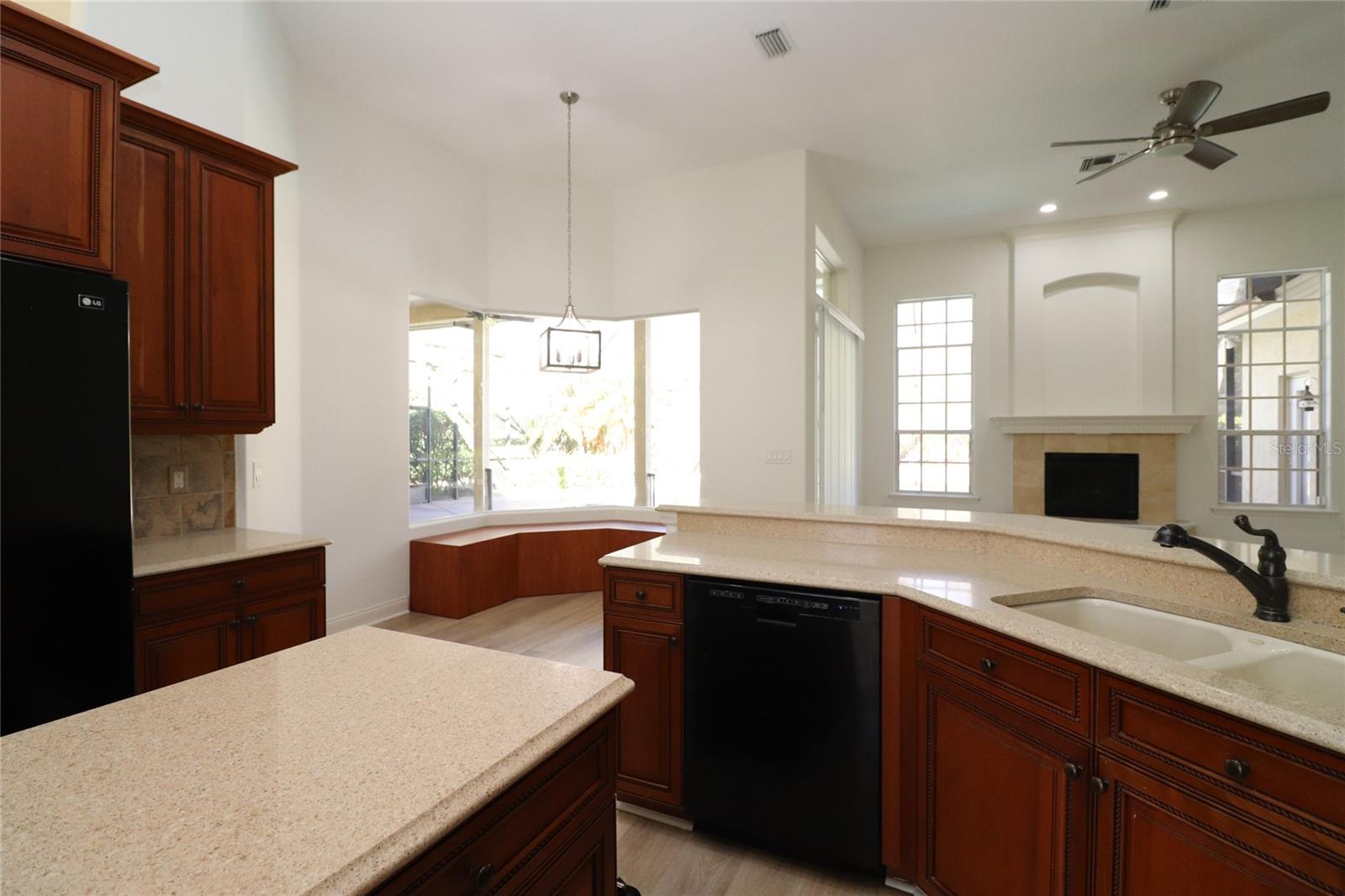 Image 6 of 34 For 1439 Towhee Run