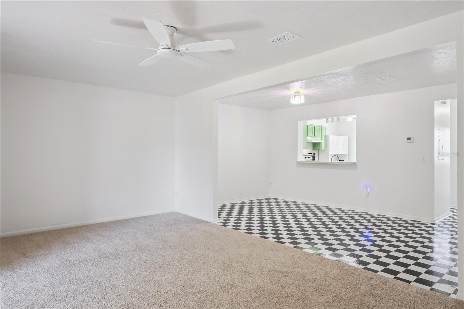 Image 15 of 37 For 565 Green Spring Circle