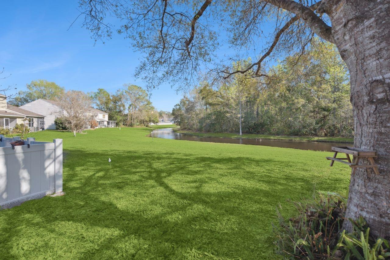 Image 32 of 37 For 565 Green Spring Circle