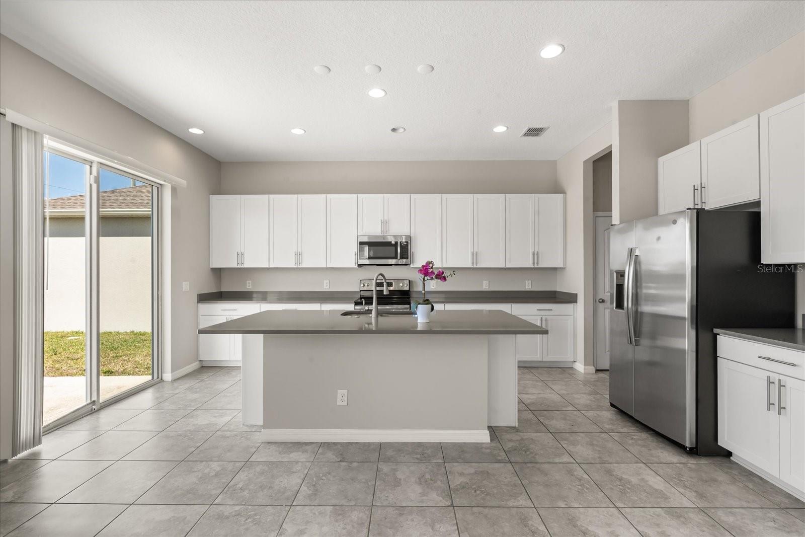 Image 13 of 40 For 5329 Jubiloso Drive