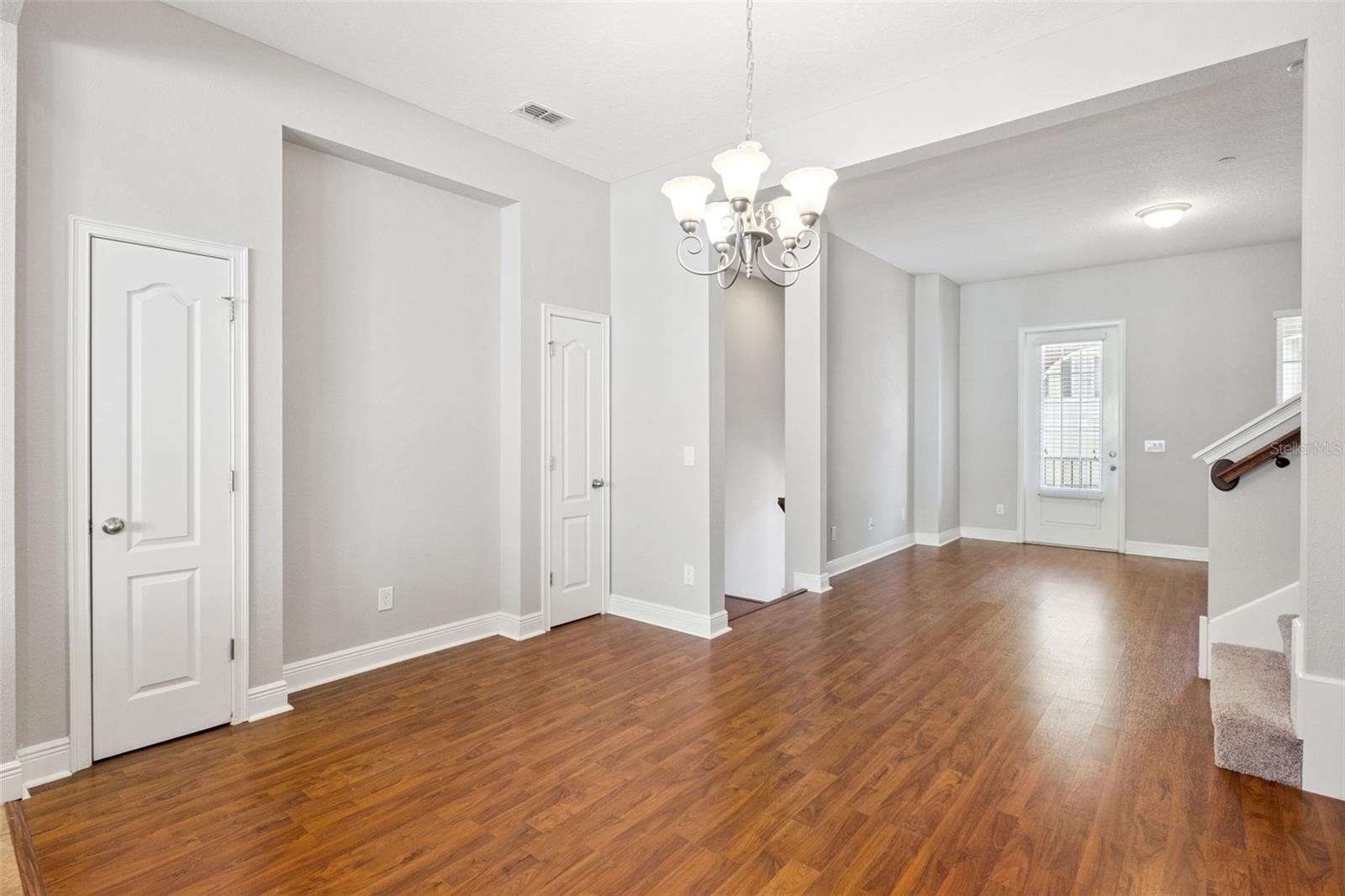 Image 11 of 47 For 2037 Lobelia Drive