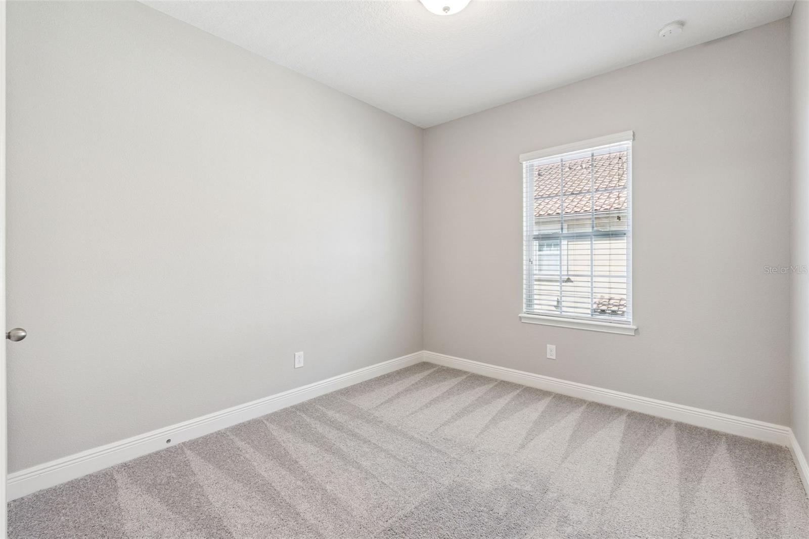 Image 25 of 47 For 2037 Lobelia Drive