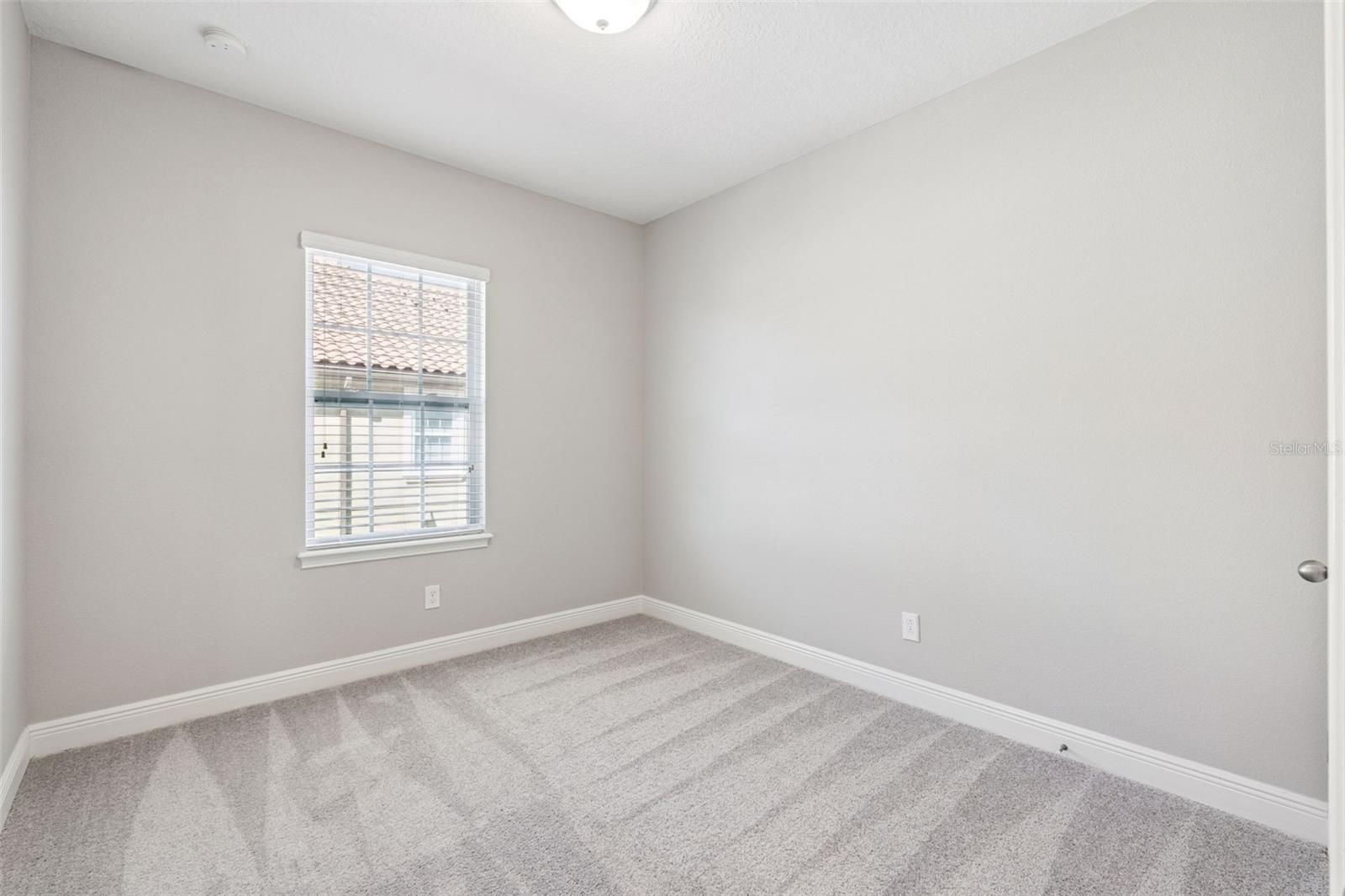 Image 26 of 47 For 2037 Lobelia Drive