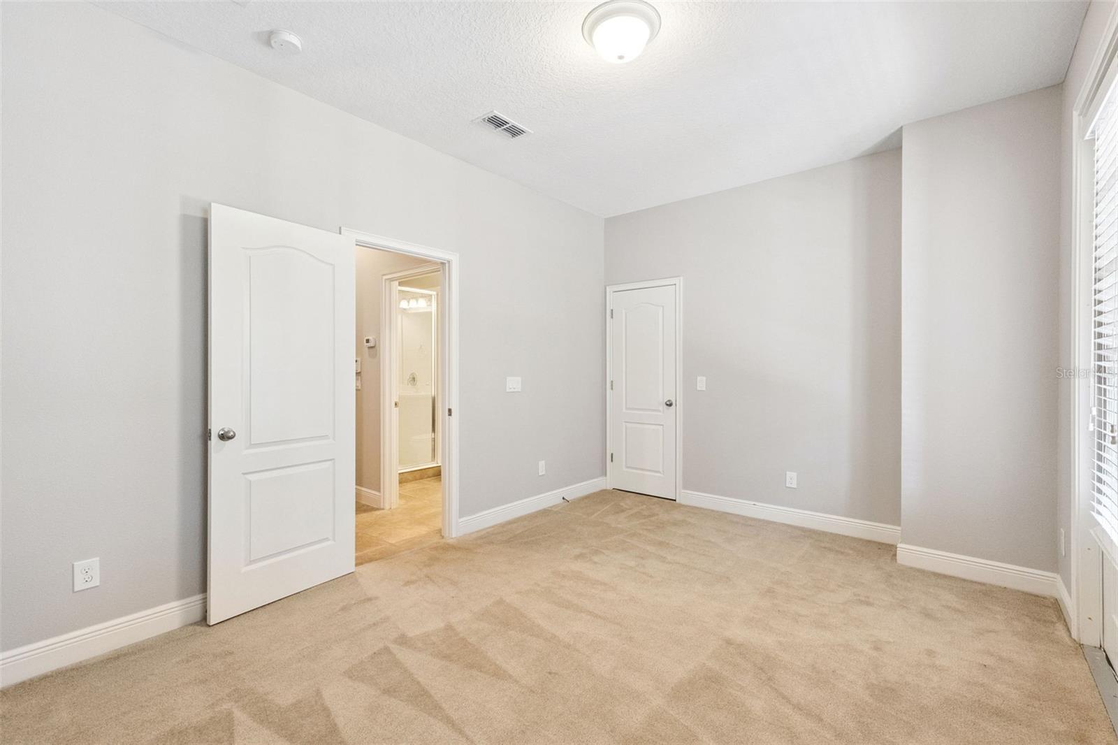 Image 32 of 47 For 2037 Lobelia Drive