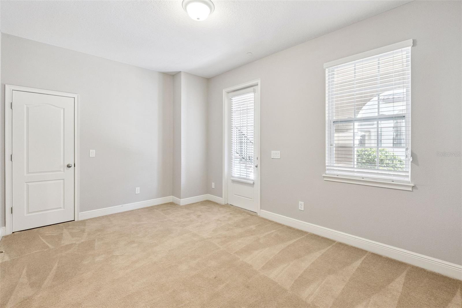 Image 33 of 47 For 2037 Lobelia Drive