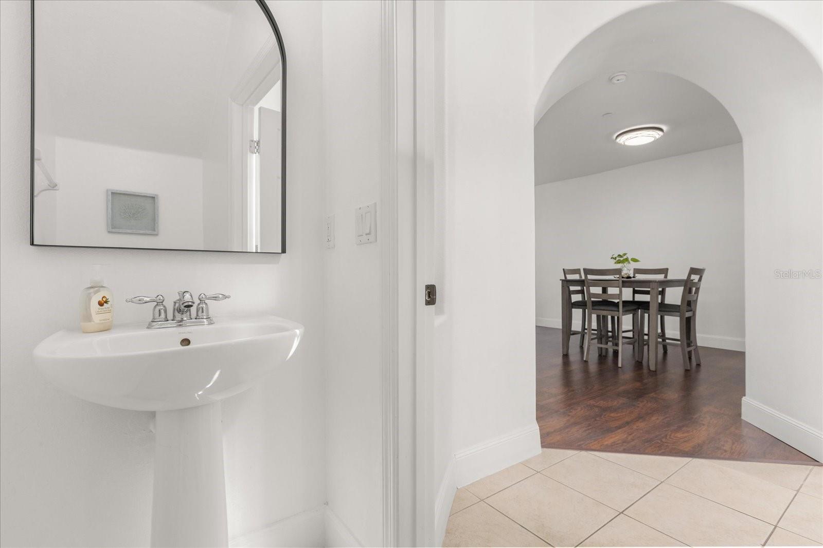 Image 13 of 32 For 9651 Doris Lane