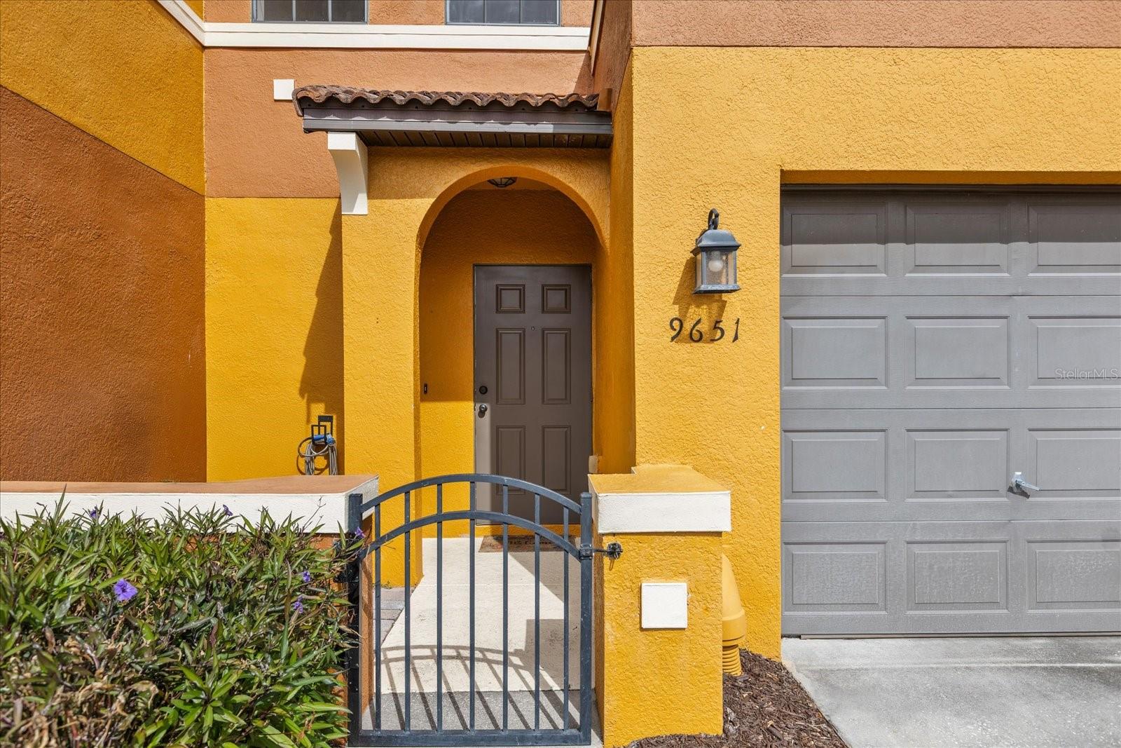 Image 4 of 32 For 9651 Doris Lane