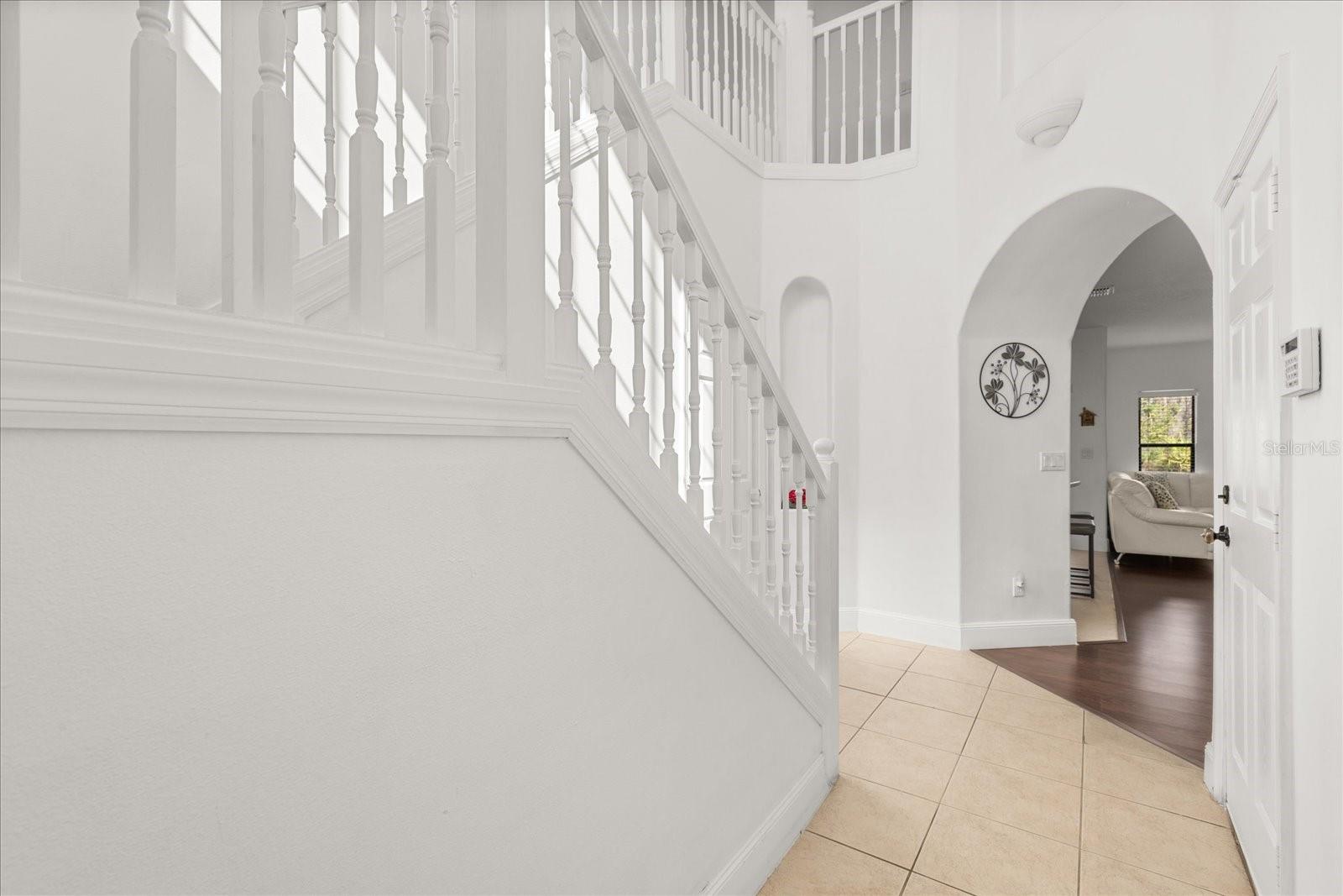 Image 5 of 32 For 9651 Doris Lane