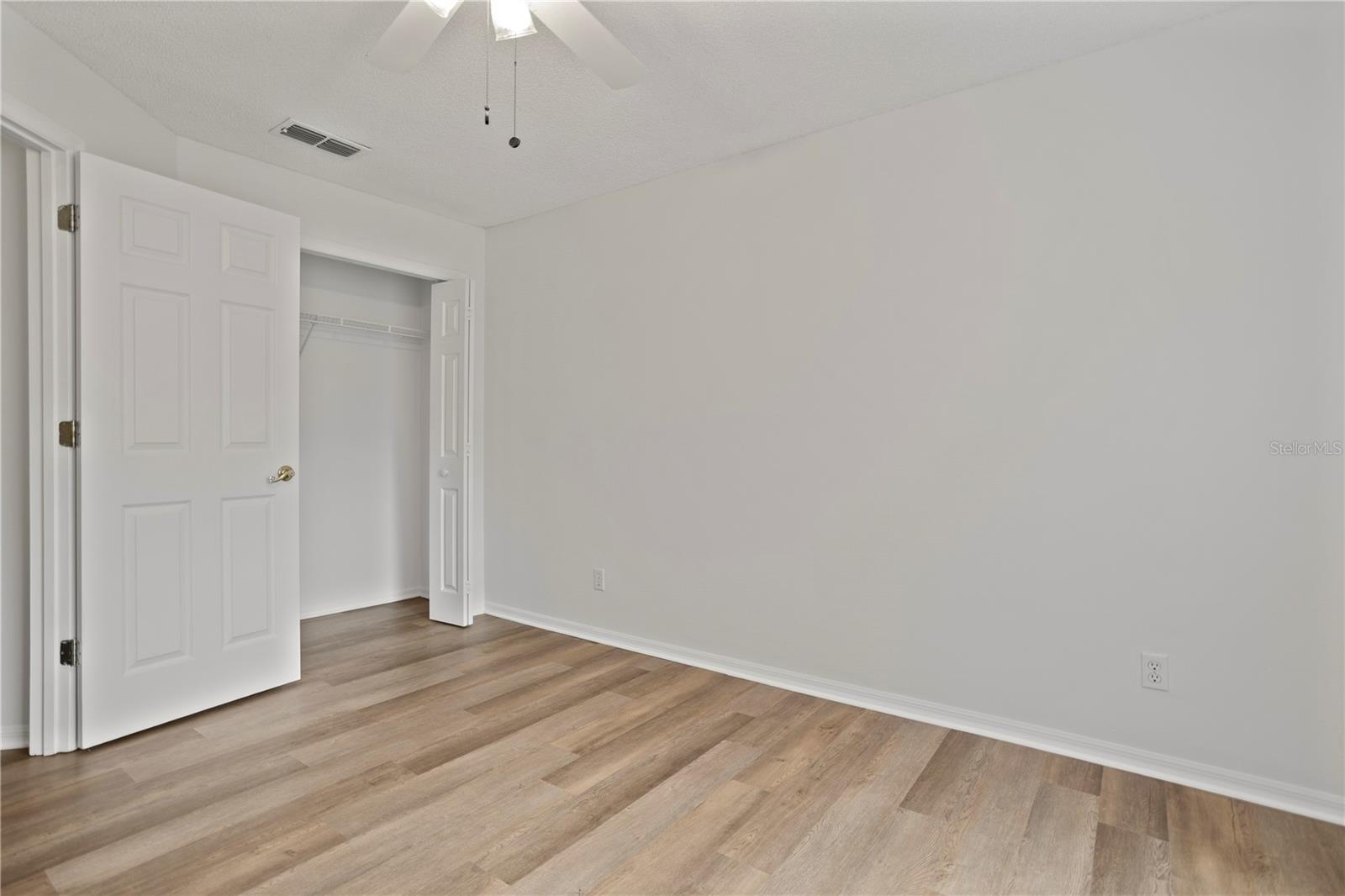 Image 26 of 53 For 1356 American Elm Drive