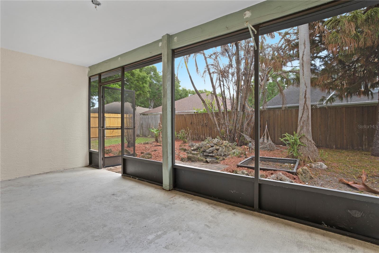 Image 35 of 53 For 1356 American Elm Drive