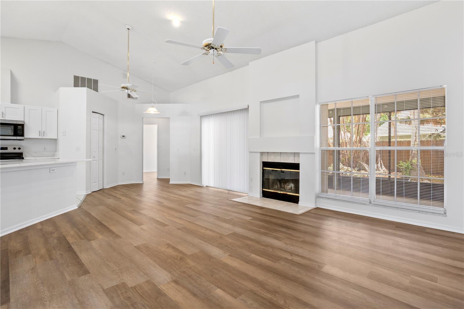 Image 51 of 53 For 1356 American Elm Drive