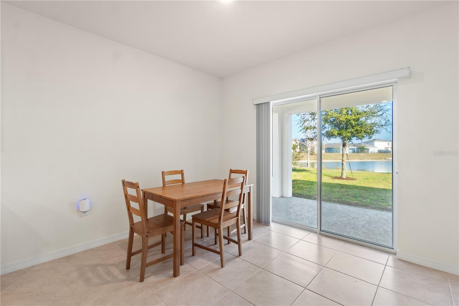 Image 22 of 40 For 855 Brooklet Drive