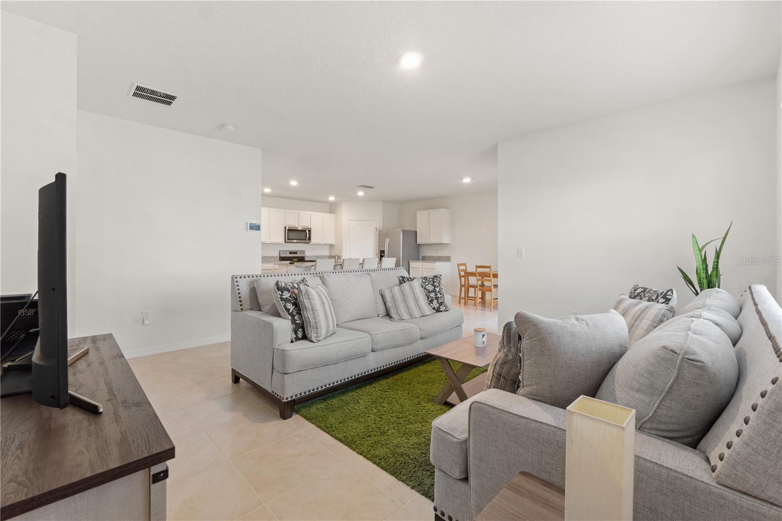 Image 23 of 40 For 855 Brooklet Drive