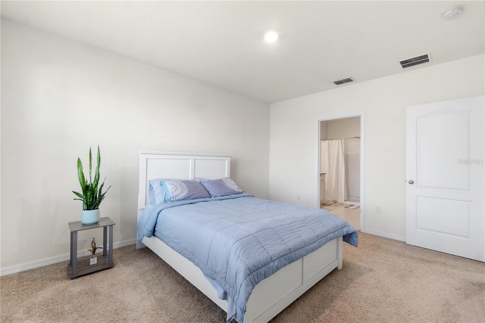 Image 26 of 40 For 855 Brooklet Drive