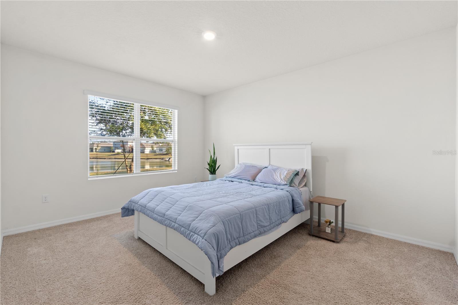 Image 27 of 40 For 855 Brooklet Drive