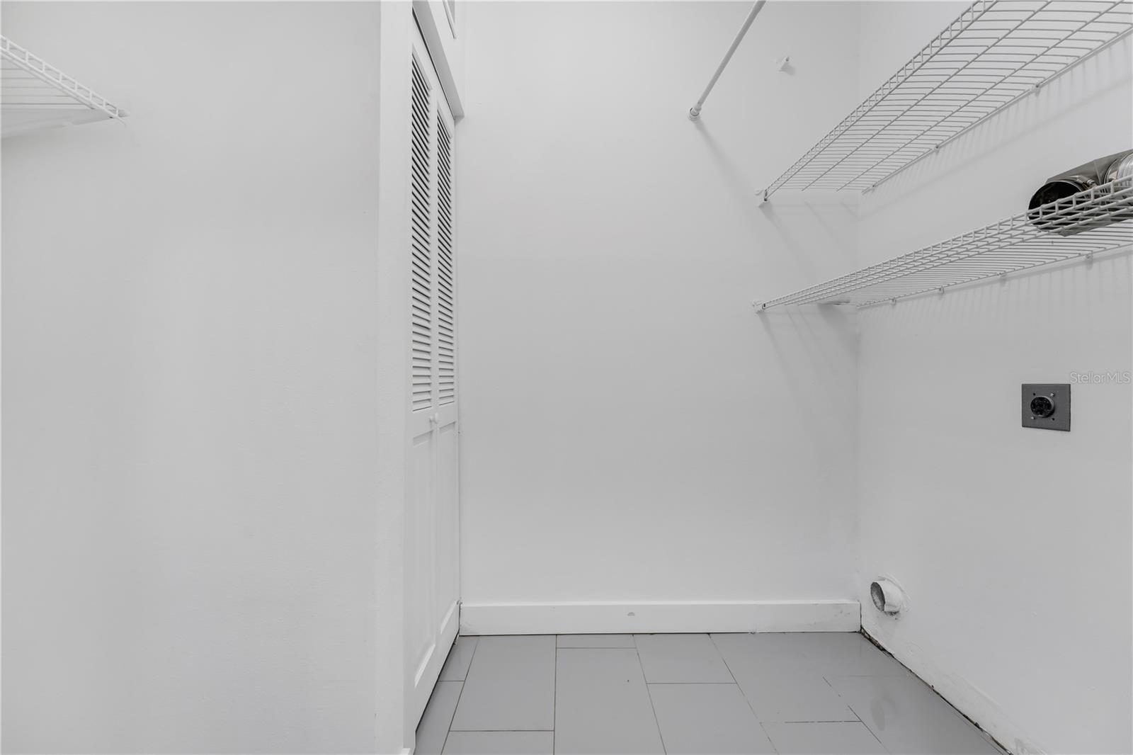 Image 16 of 45 For 12855 Madison Pointe Circle 101