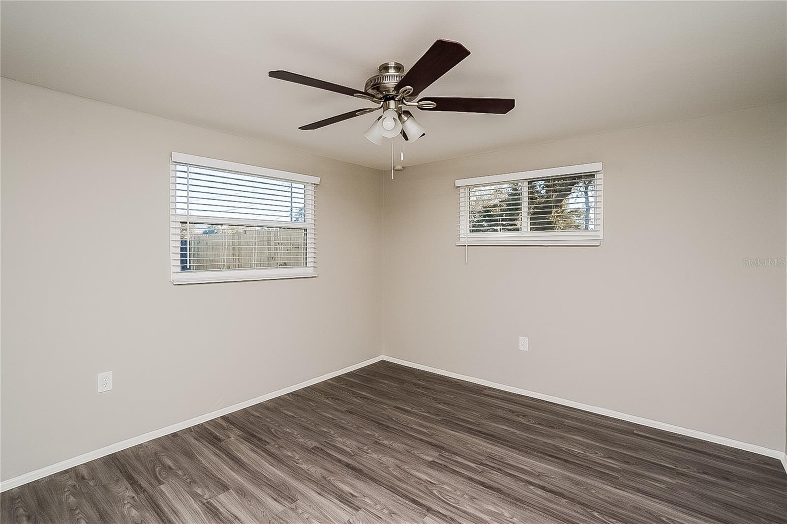 Image 10 of 16 For 10246 108th Avenue